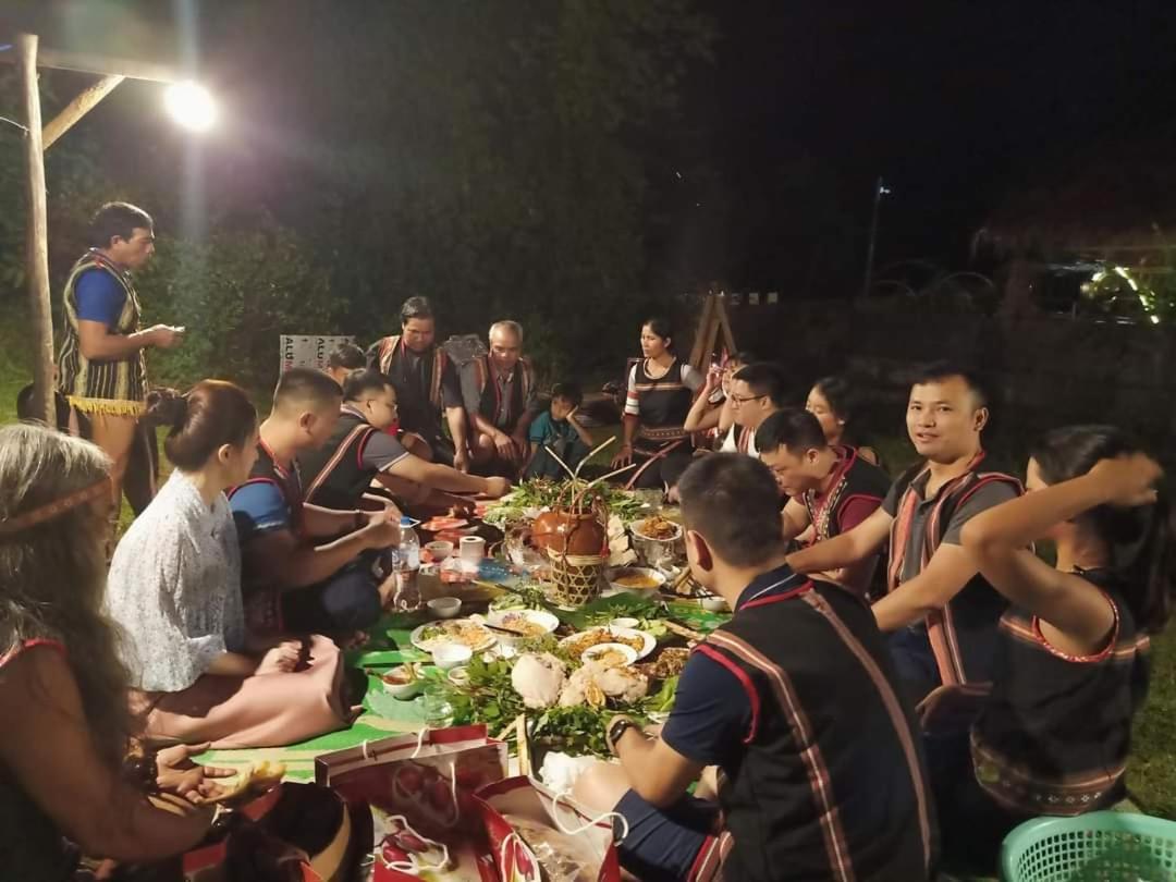 Homestay Nang Nghieng Kon Tum Dış mekan fotoğraf